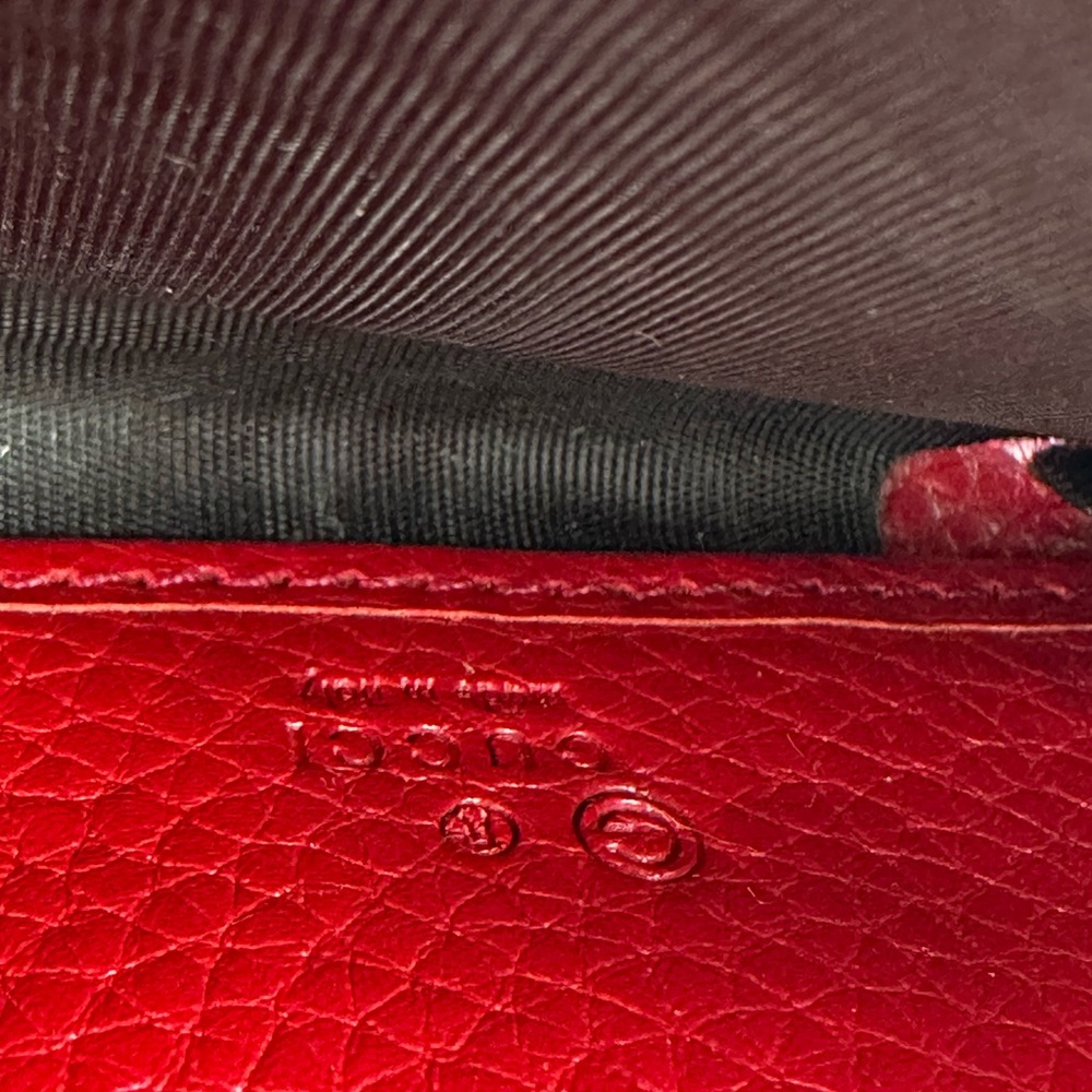 GUCCI Soho Leather Women's Red Long Zip Wallet 
100% authentic - Picture 9 of 9
